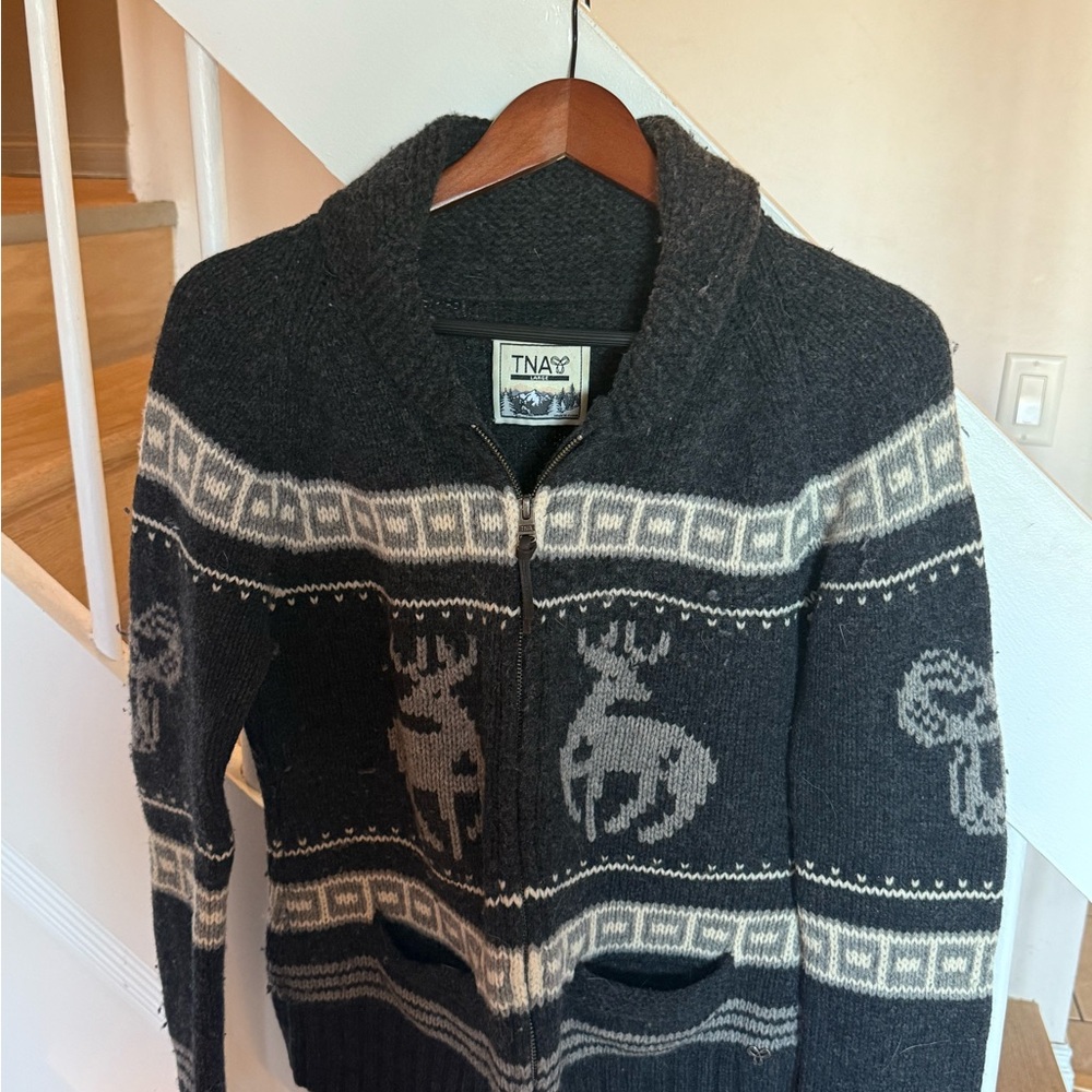 TNA Gray Sweater with Deer Pattern